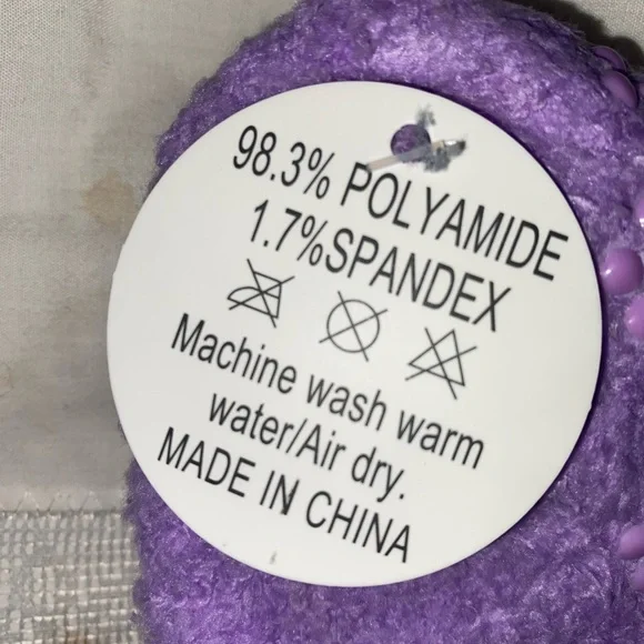 Fuzzy gripper socks. 5 pair - Picture 2 of 2